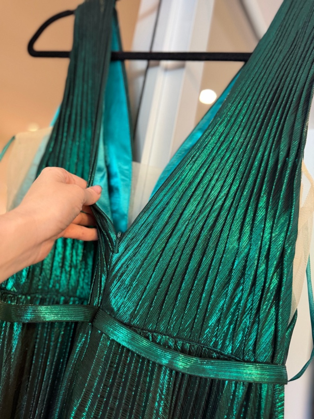 Pol Atteu Designer Gown Size 8 Emerald Green Pleated Formal Evening Dress Prom - Picture 10 of 14